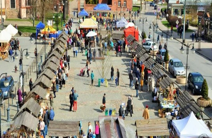 Warmińsko-mazurskie samorządy organizują wielkanocne jarmarki. W regionalne wybory będzie można zaopatrzyć się w weekend 23-24.03.